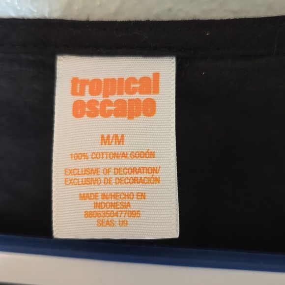 Tropical Escape | Black Embroidered Beach Coverup Size Medium - Picture 10 of 11